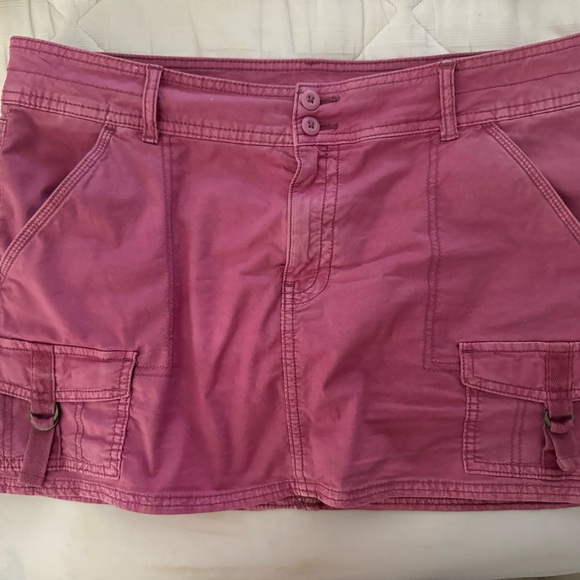 American Eagle outfitters Pink Button Cargo Skirt - Picture 2 of 3